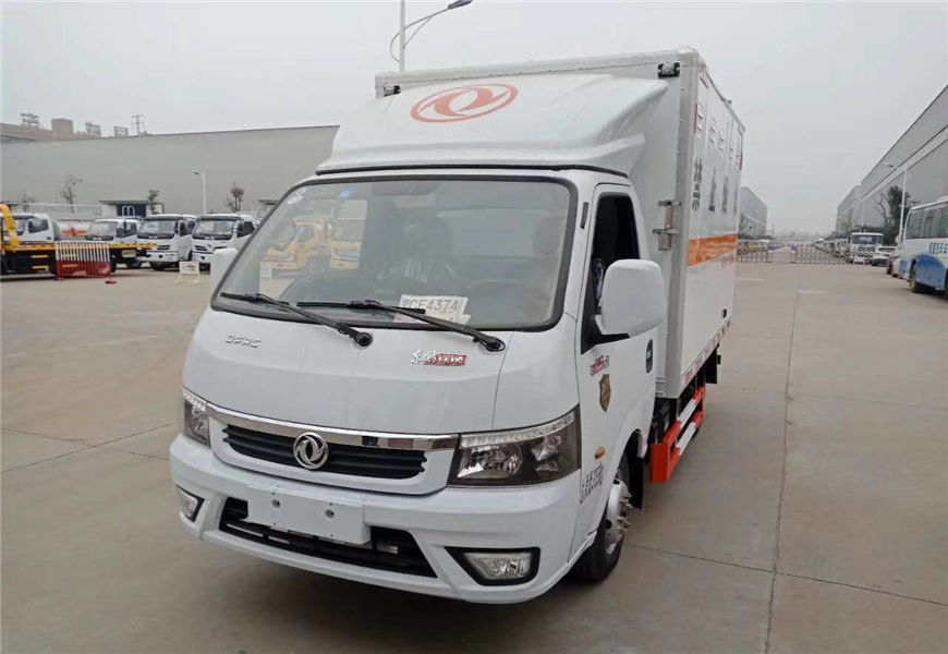 東風(fēng)途逸危險品廂式運輸車(chē) 國六
