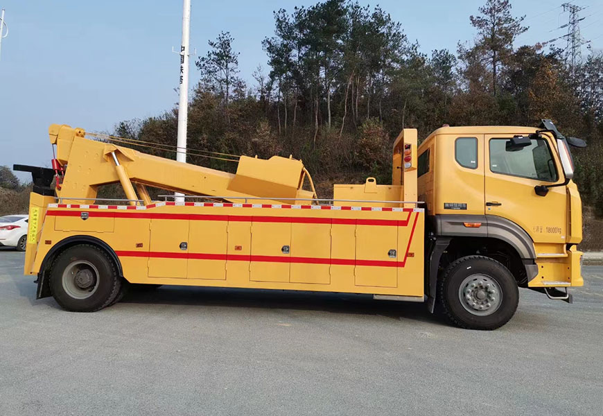 重汽豪瀚單橋拖吊連體清障車(chē)