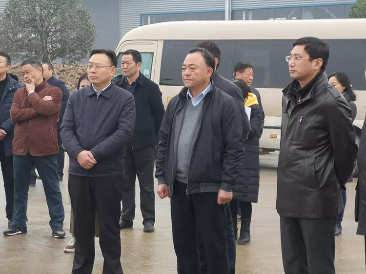 隨州市委、市人大代表團(tuán)蒞臨程力集團(tuán)商用車產(chǎn)業(yè)園視察